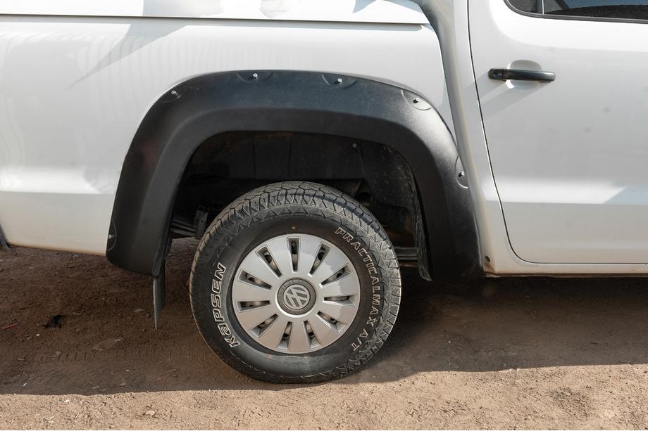 Volkswagen Amarok 2010-2022 Poszerzenia nadkoli EuroCap (ABS, na śruby) Zdjęcia 4