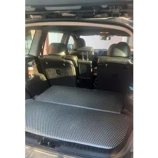 Mata do bagażnika EVA (2 części, czarna) Toyota Highlander 2008-2013 zdjęcia 2