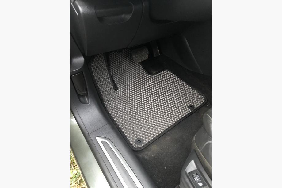 Citroen C-5 2008-2017 Dywaniki EVA (czarne) Zdjęcia 2