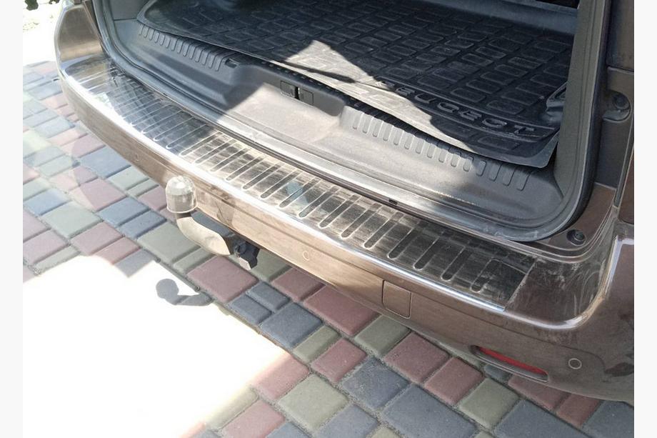 Citroen SpaceTourer 2016- Nakładka na tylny zderzak z rantem Carmos (stal nierdzewna) Image