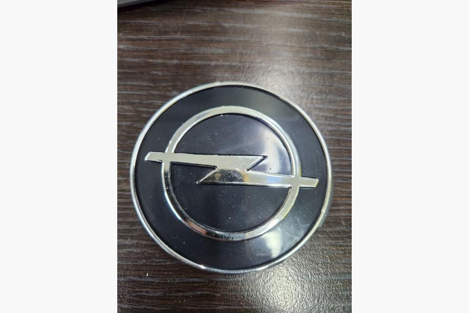 Opel Omega B 1994-2003 Przedni znaczek ze ścięciem (75mm) Wyprzedaż Image