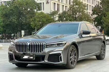 BMW 7 Series F01/F02 2008-2015 Zestaw facelift do G12 M760 (z wymianą pokrywy bagażnika i tylnych błotników) zdjęcia 4