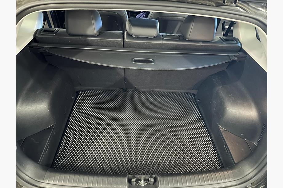 Kia Niro 2016–2021 Mata bagażnika EVA (czarna) Image
