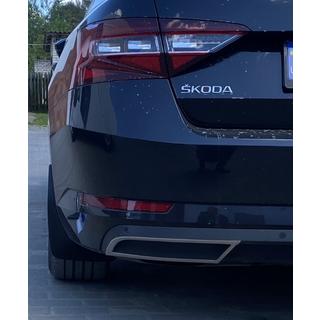 Nakładki na koniec zderzaka tylnego Carmos (3 szt, stal nierdzewna) Skoda Superb 2015-2024 zdjęcia 2