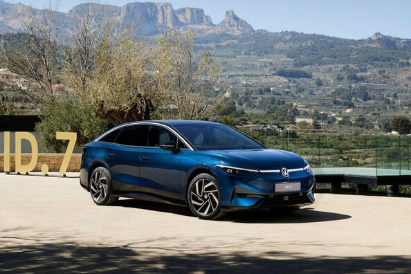 Recenzja elektrycznego liftbacka z napędem na tylne koła Volkswagena ID.7