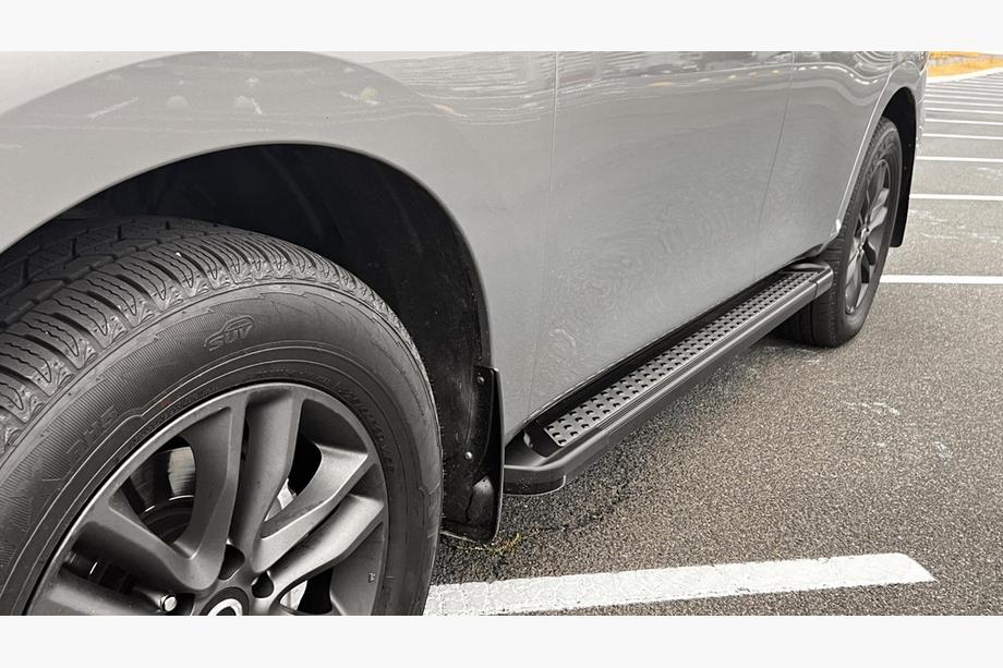 Nissan Armada 2016-2024 Progi Boczné New Vision Grey (2 szt., Aluminium) Image