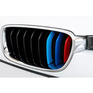 Nakładki na kratkę chłodnicy 8-żeberkową (3 szt.) BMW 3 Series F30/F31 2012-2019 zdjęcia 1