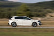 Recenzja kompaktowego elektrycznego hatchbacka Peugeot e-308 zdjęcia 3