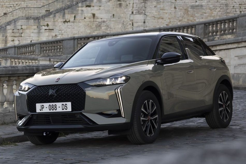 Recenzja zaktualizowanego kompaktowego crossovera DS 3