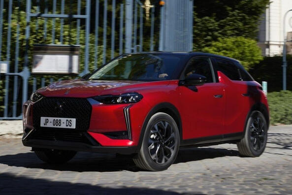 Recenzja zaktualizowanego kompaktowego crossovera DS 3