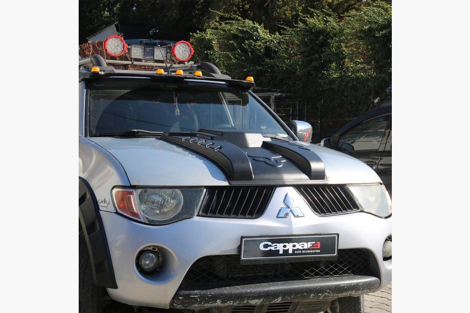 Mitsubishi L200 2006-2015 Nakładka na maskę V3 (ABS) Image