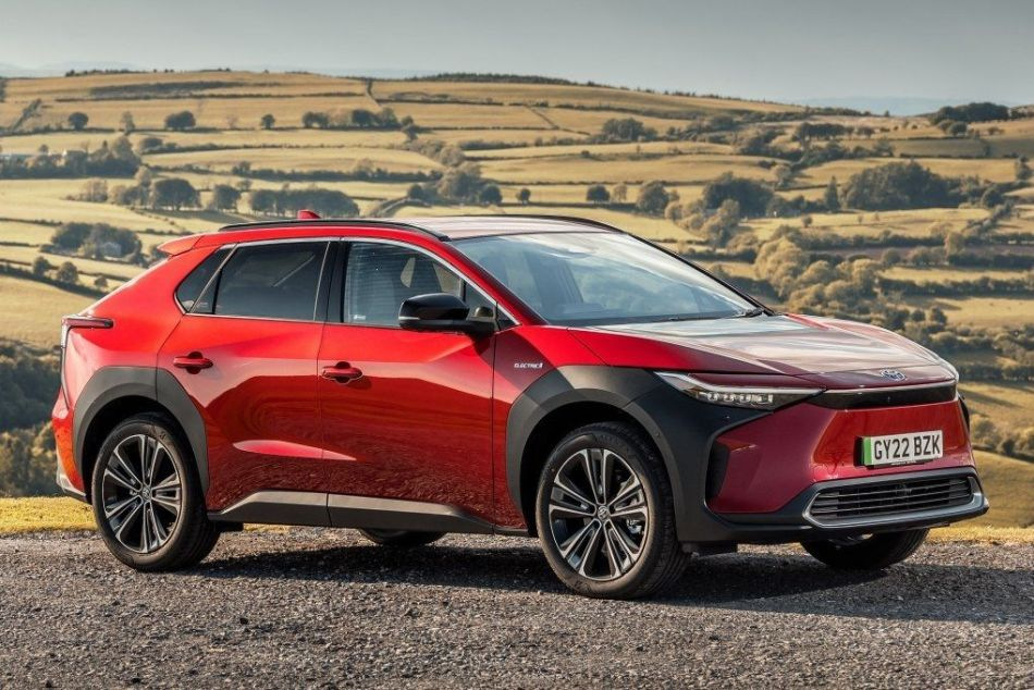 Recenzja elektrycznego crossovera Toyota bZ4X