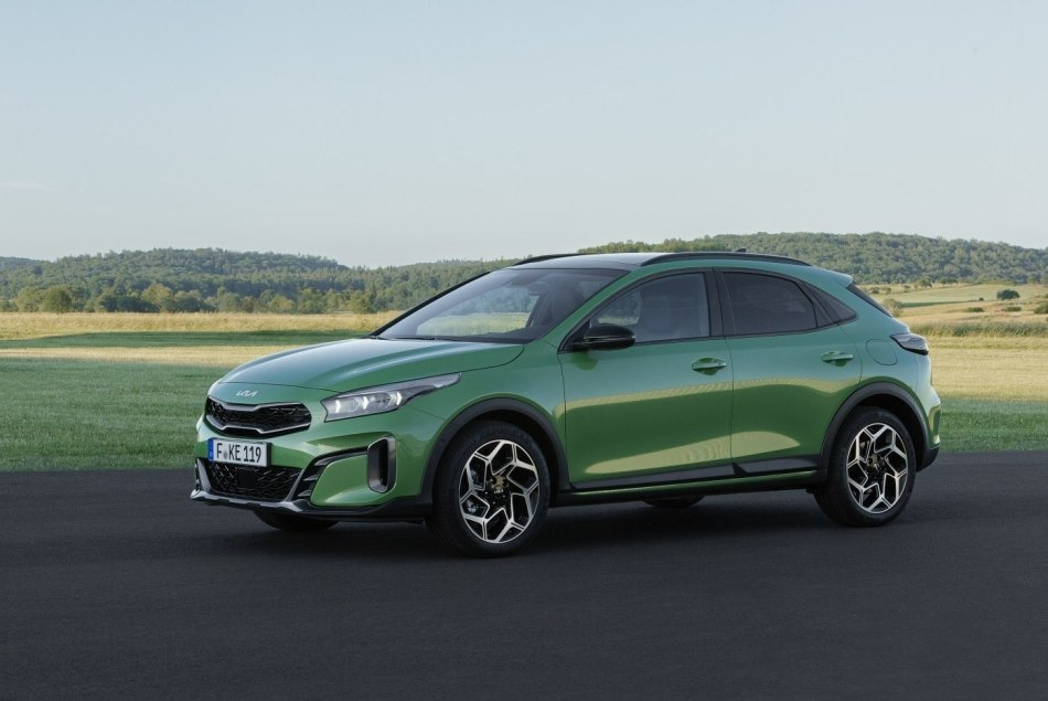 Recenzja zaktualizowanego terenowego hatchbacka KIA XCeed