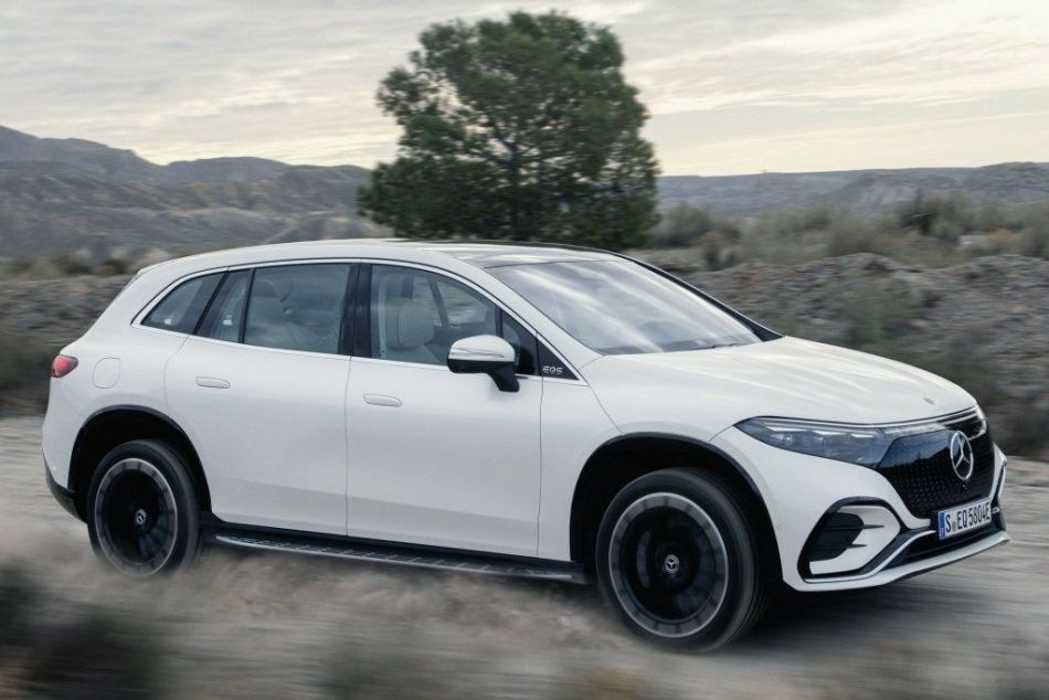 Recenzja elektrycznego crossovera premium Mercedes-Benz EQS