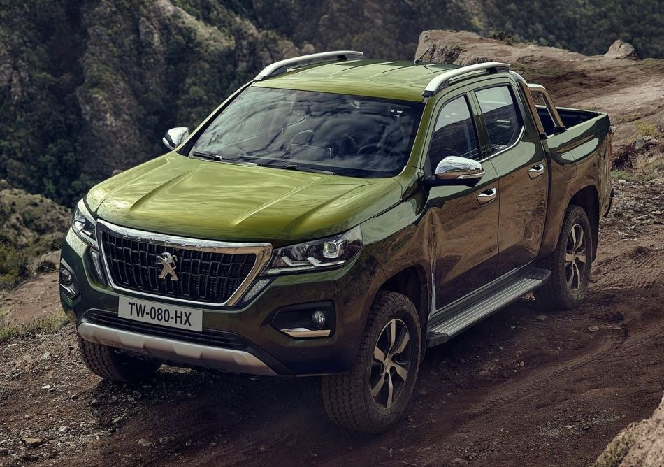 Recenzja pickupa Peugeot Landtrek z napędem na wszystkie koła
