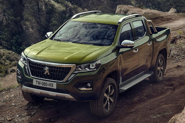 Recenzja pickupa Peugeot Landtrek z napędem na wszystkie koła