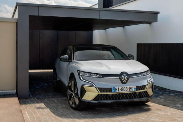 Recenzja elektrycznego hatchbacka Renault Megane E-Tech