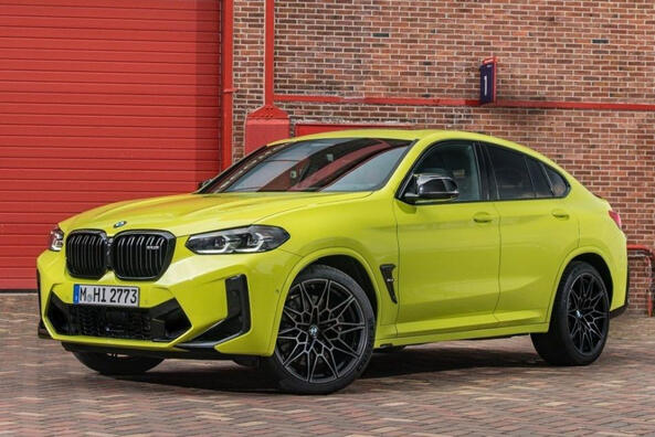 Przegląd sportowej modyfikacji crossovera BMW X4 M