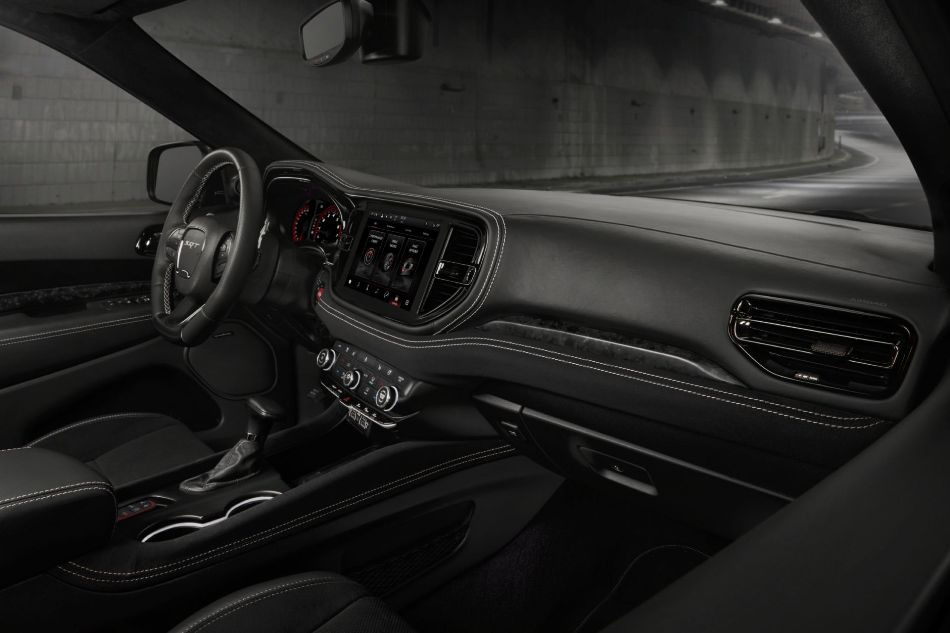 Recenzja wyczynowego crossovera Dodge Durango