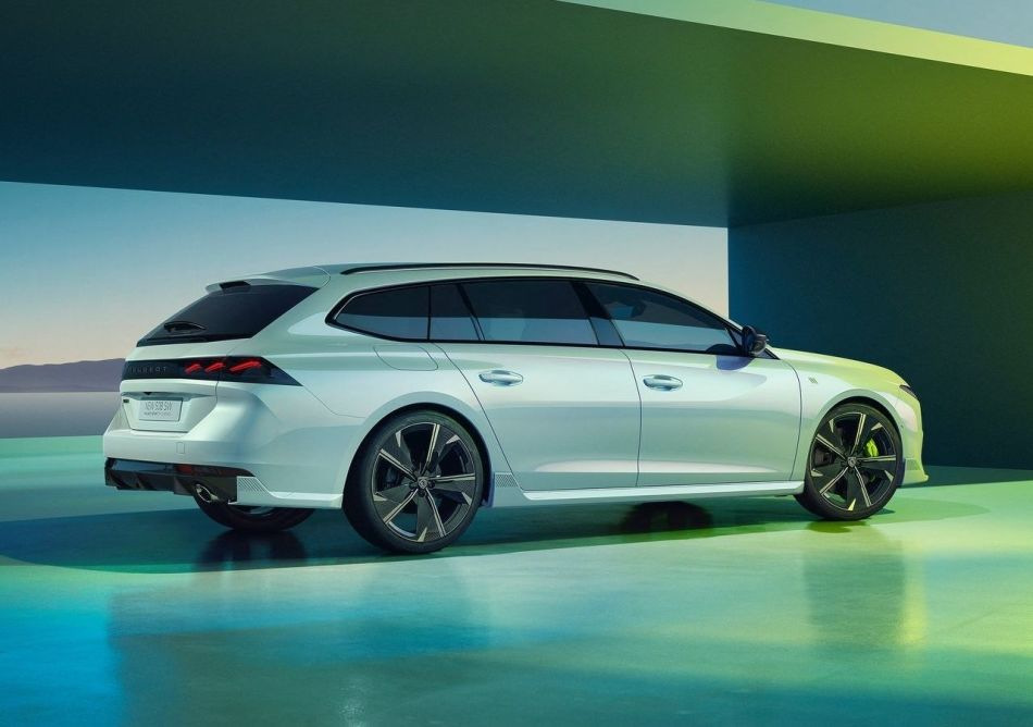 Recenzja zaktualizowanego kombi Peugeot 508 SW