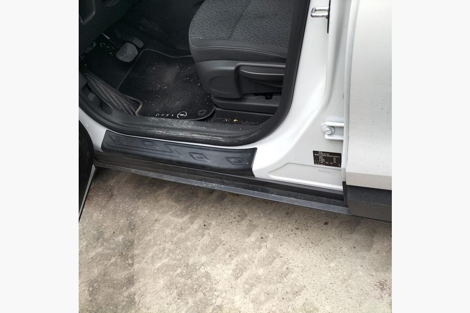 Opel Crossland X 2017-2024 Nakladki progowe EuroCap (4 szt, ABS) Image