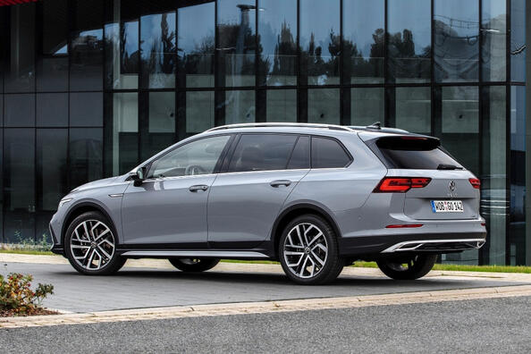 Volkswagen Golf Alltrack: idealne połączenie elegancji i praktyczności Zdjęcie 3