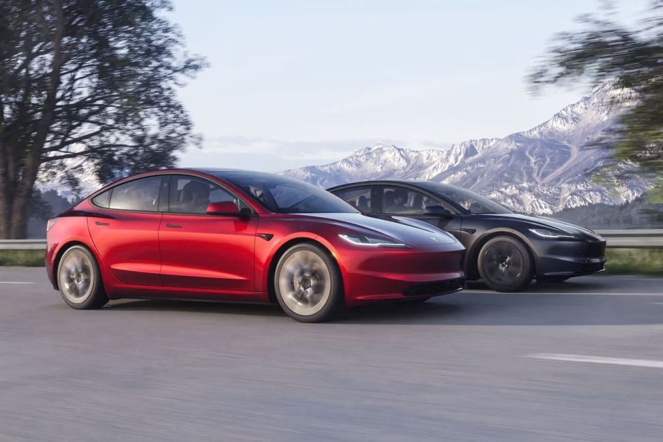 Zaktualizowany elektryczny sedan Tesla Model 3