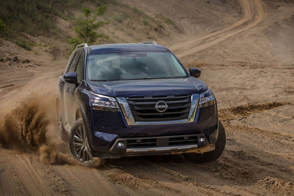 Recenzja piątej generacji SUV-a Nissan Pathfinder