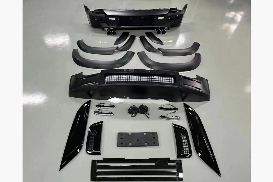Land Rover Defender 2019- Zestaw body kit (Lumma V1) Image