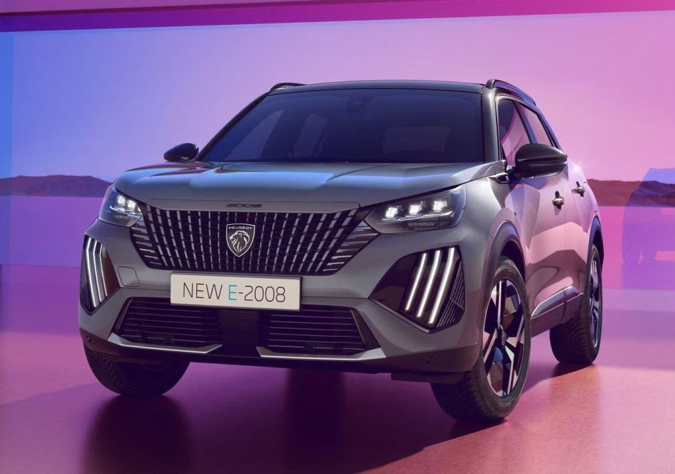 Peugeot e-2008: recenzja zaktualizowanego kompaktowego samochodu elektrycznego