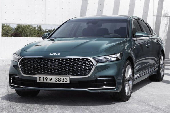 Recenzja sedana KIA K9