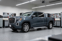 GMS Sierra 2019- Progi Boczné New Vision Grey (2 szt., Aluminium) zdjęcia 1