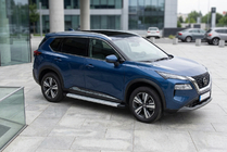 Nissan X-trail T33/Rogue 2022- Progi Boczne Maya V2 (2 szt., Aluminium) zdjęcia 1