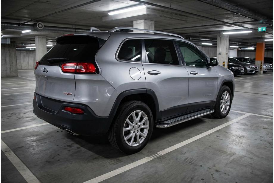 Jeep Cherokee KL 2013- Progi Boczné Maydos V2 (2 szt., Aluminium) Zdjęcia 1