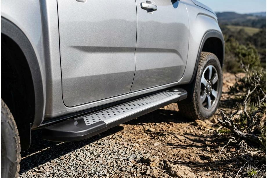 Volkswagen Amarok 2022- Progi boczne Allmond Grey (2 szt., aluminium) Zdjęcia 1