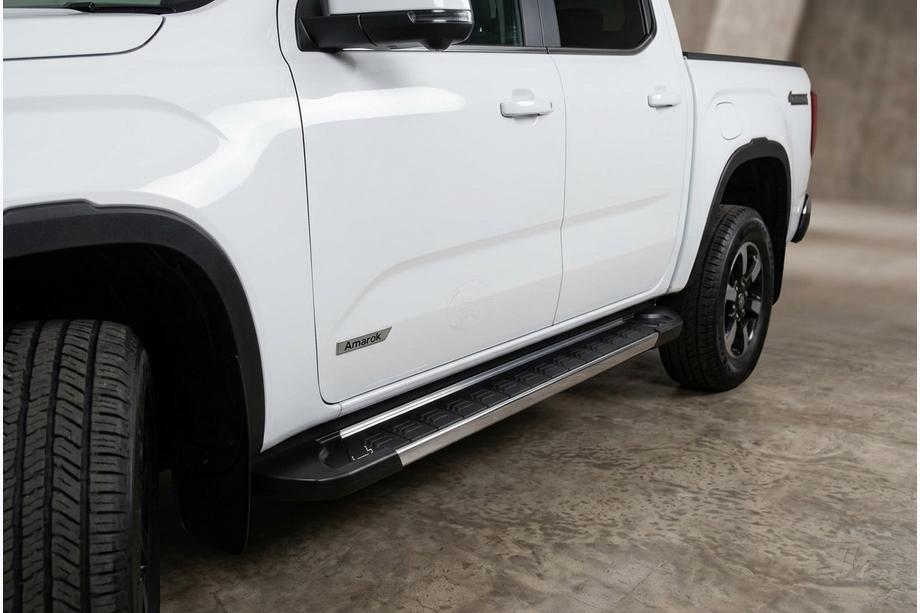 Volkswagen Amarok 2022- Progi Boczné RedLine V1 (2 szt., Aluminium) Zdjęcia 1