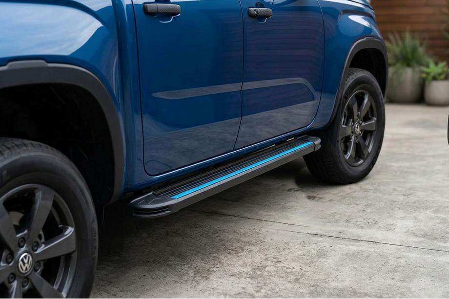 Volkswagen Amarok 2022- Progi Boczné Maya Blue (2 szt., Aluminium) Image