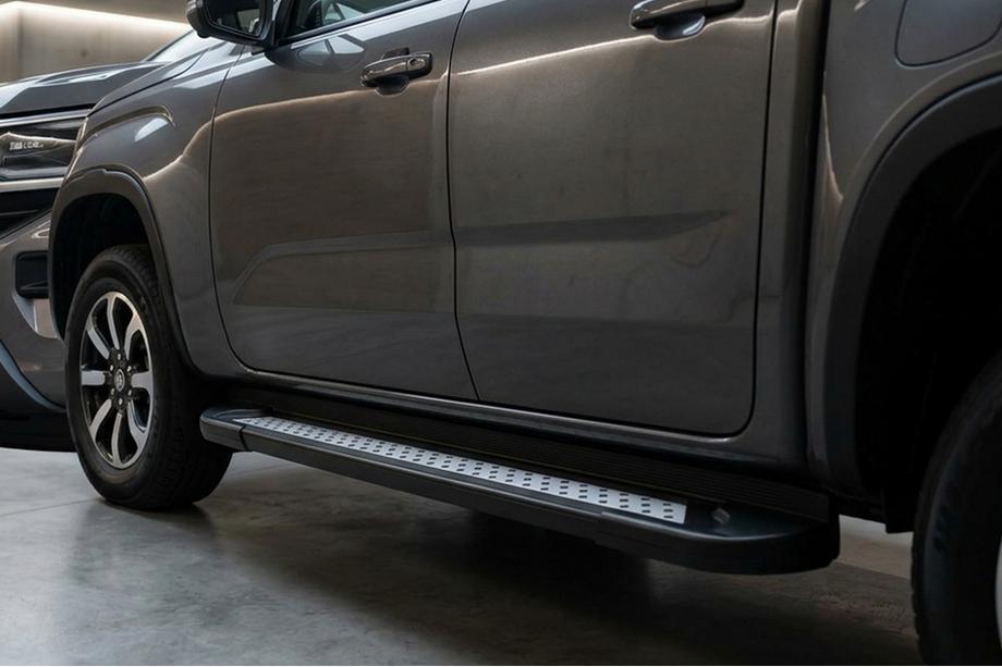 Ford Ranger 2022- Progi Boczné Vision New Black (2 szt., Aluminium) Image