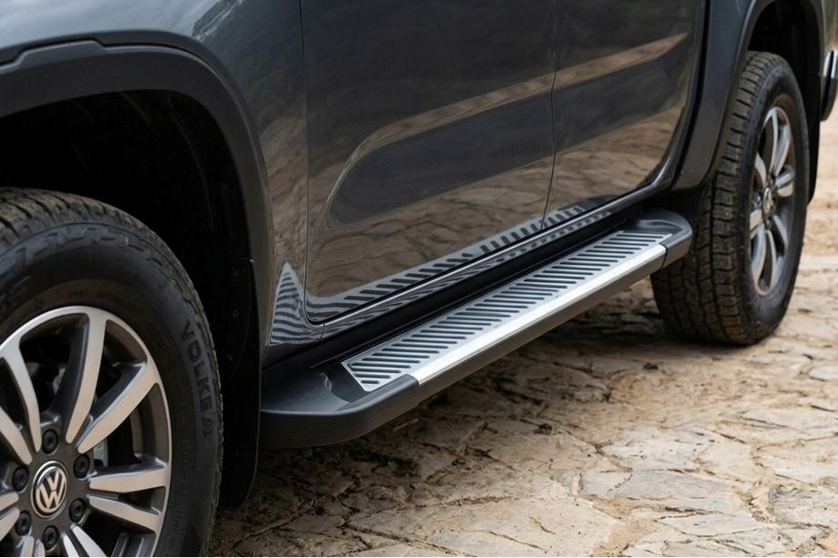 Ford Ranger 2022- Progi Boczne Line (2 szt., Aluminium) Image