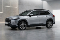 Toyota Corolla Cross 2020- Progi Boczné Maya V1 (2 szt., Aluminium) zdjęcia 1