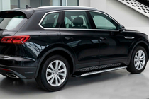 Volkswagen Touareg 2018- Progi Boczné Shining V1 (2 szt., Aluminium) zdjęcia 1