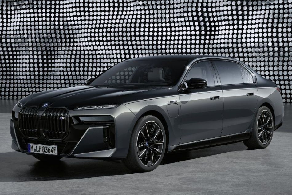 BMW serii 7: flagowy sedan nowej generacji