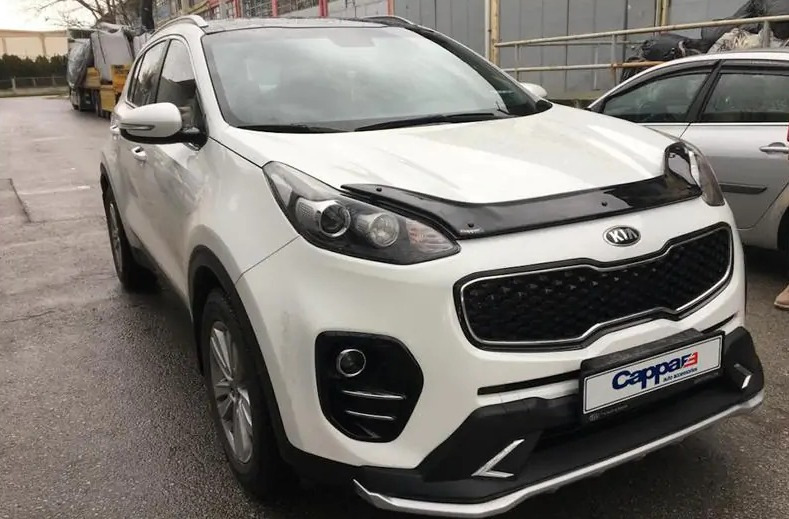 Deflektor maski Kia Sportage 4. generacji