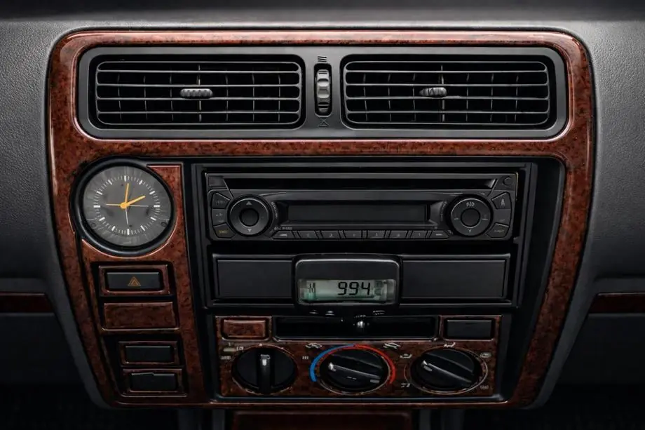 Toyota Land Cruiser 90 Prado 1996-2002 Nakładki na deskę rozdzielczą V2 Image