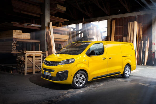 Opel Vivaro-e: elektryczny van do użytku służbowego i rekreacyjnego Zdjęcie 3