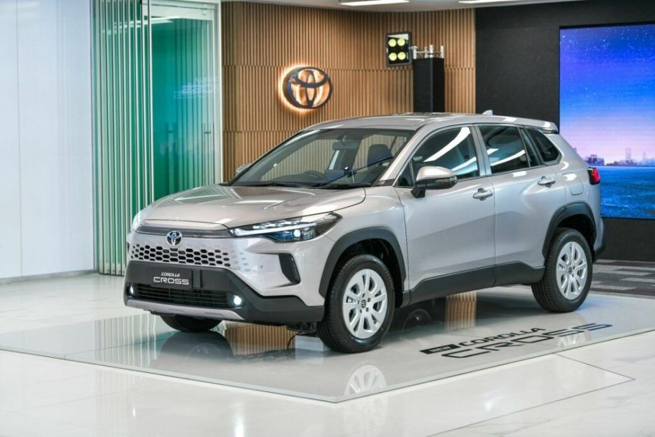 Toyota Corolla Cross: zaktualizowany crossover 2024 roku