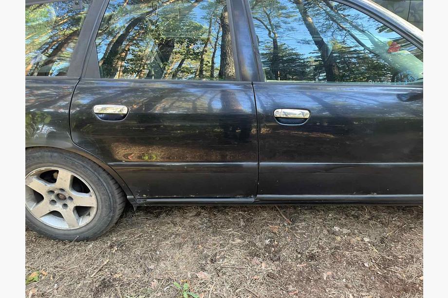 Audi A4 B5 1994–2001 Chromowane Nakładki na Klamek 1999-2001 (4 szt., Stal Nierdzewna) Image