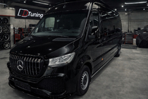 Mercedes Sprinter W907/W910 2018- Przedni zderzak z kratką ABS (zagruntowany do malowania) zdjęcia 2