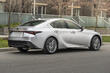 Recenzja zaktualizowanego sedana Lexus IS zdjęcia 3