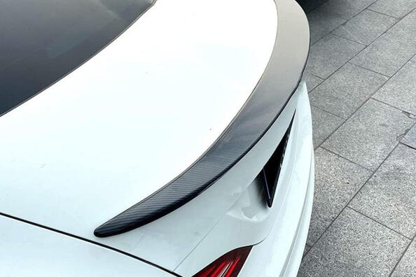 Czy spoiler naprawdę pomaga oszczędzać paliwo?
